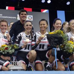 Las chicas del Sunweb volaron para lograr un doblete histórico