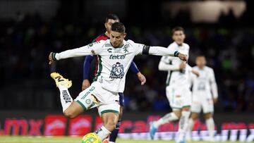 León empata ante Cruz Azul con gol de Stiven Mendoza