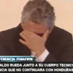 El llanto de Reinaldo Rueda el día que se despidió de Honduras