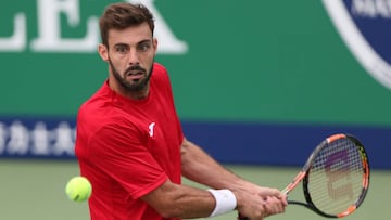 Marcel Granollers devuelve la bola durante el Masters 1.000 de Shanghai.