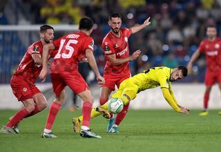 Resumen y goles del Villarreal 2 - Hapoel 2: Conference League