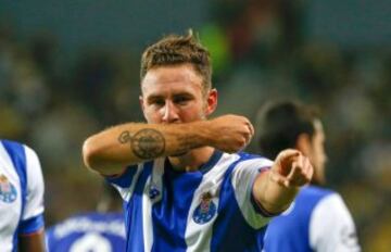 Luego de un semestre destacado con el Watford, con quien consiguió el ascenso a la Premier League, Miguel Layún pasó al Porto.