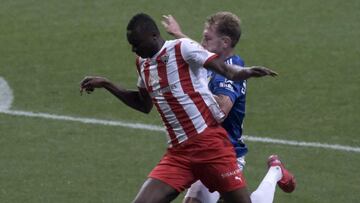 Umar Sadiq, durante el Oviedo - Almería del lunes.