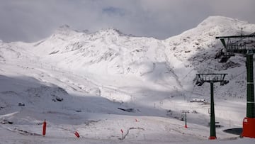 Estado de la estaci&oacute;n de esqu&iacute; de Formigal, nevada, a principios de noviembre del 2022.