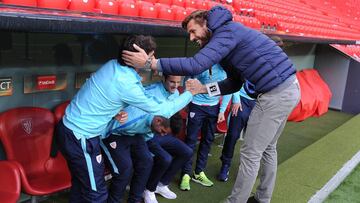 Llorente en una visita al nuevo San Mamés.