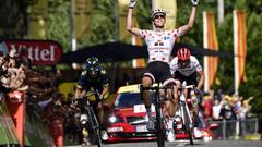 ¡Nairo está vivo! Llega segundo en la etapa y recorta 2 minutos