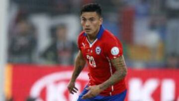 Charles Aránguiz ya le habría comunicado a su representante que quiere jugar en la Premier League.
