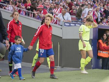 El f¨²tbol femenino llena el Wanda Metropolitano