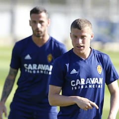 El Zaragoza, a resolver su salvación ante el Sporting