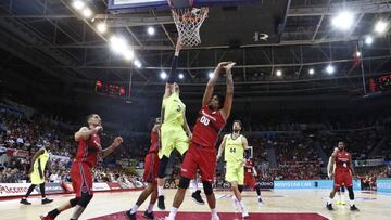 Barça y Tecnyconta, durante el partido