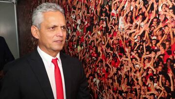 El director t&eacute;cnico colombiano Reinaldo Rueda en la sede de Flamengo