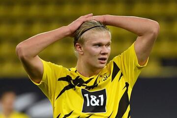 Norwegian forward Erling Braut Haaland reacts during Bundesliga football match between BVB Borussia Dortmund and Schalke 04 in Dortmund.