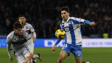 Obrador, en el partido del Depor ante el Levante.