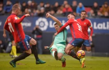 Osasuna-Barcelona en imágenes