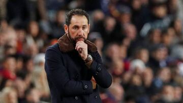 La hora de los fichajes: Machín espera a Wöber, Rog... y Munir