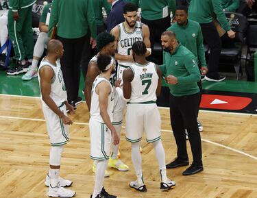 Has the tide tipped the Warriors’ way as NBA Finals enter decisive phase?