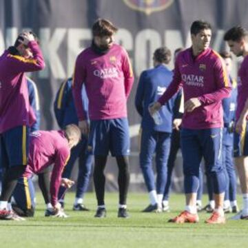 El Barcelona se entrenó ayer en su Ciudad Deportiva, pero la lista de convocados no se dará a conocer hasta hoy a las 10:00.