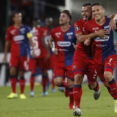 Medellín golea a Táchira en su debut en Copa Libertadores