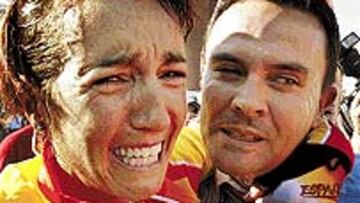 Joane Somarriba llora tras proclamarse campeona del mundo.