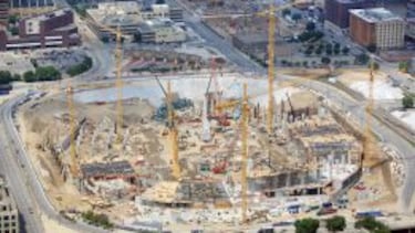 El nuevo estadio de los Vikings en plena construcción.