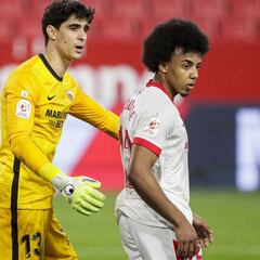 El Chelsea busca fórmulas
para llevarse a Jules Koundé