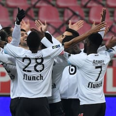 El Lille se afianza en el liderato