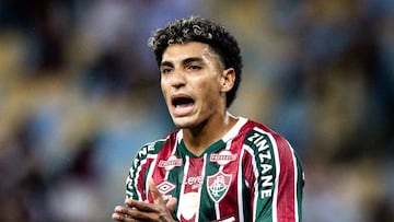 Gabriel Fuentes se beneficia de la salida de Marcelo en Fluminense.