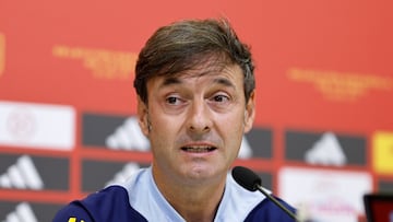 Santi Denia, técnico de la Sub-21.