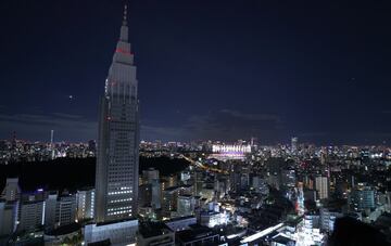 Panorámica de la ciudad de Tokio durante la Ceremonia de Clausura.