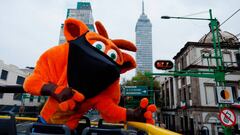 Crash se paseó por las calles de la ciudad de México con todo y cubrebocas