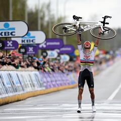 El Alpecin acaba con el dominio del Quick-Step en las clásicas
