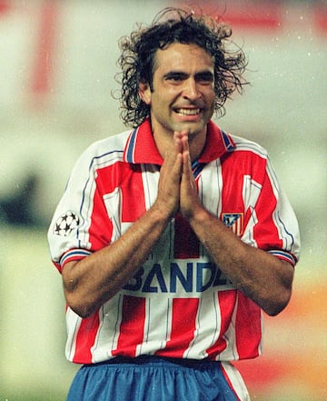 Esnáider, con la camiseta del Atlético de Madrid.