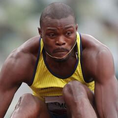 José Gregorio Lemos gana medalla de bronce con récord en Salto Largo