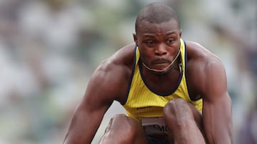 José Gregorio Lemos gana medalla de bronce con récord en Salto Largo