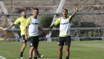 Pepe Mel tiene bien definida su guardia pretoriana