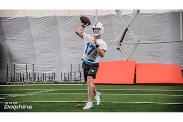 Así regresó Ryan Tannehill a los entrenamientos