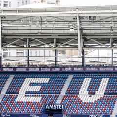 El fútbol regresa a Valencia