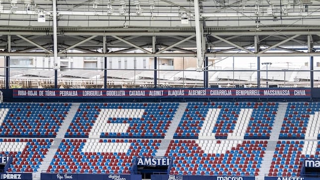 El fútbol regresa a Valencia