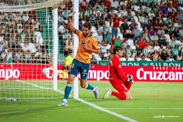 El delantero es el máximo goleador del equipo cántabro y ante el Córdoba formó una dupla letal. Además del gol, dio la asistencia a Sangalli del segundo.