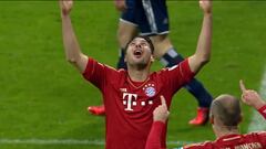 Como el buen vino: homenaje de la Bundesliga a Claudio Pizarro