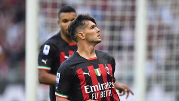 Soccer Football - Serie A - AC Milan v Udinese - San Siro, Milan, Italy - August 13, 2022  AC Milan's Brahim Diaz celebrates scoring their third goal REUTERS/Daniele Mascolo