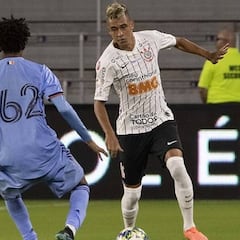 Víctor Cantillo será titular con Corinthians ante Nacional