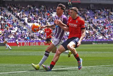 El lateral osasunista es un pulmón. Siempre atento a sus tareas defensivas, cada vez está más suelto en ataque. Otro buen partido en eta ocasión contra el Valladolid.