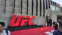 Así luce el logo de UFC en el Performance Institute en Ciudad de México.