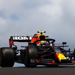 Checo Pérez cumple con un cuarto puesto en la clasificación de Portugal