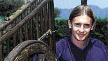 <B>LAPIDARIO</B>. A Bastía no le gusta hacer filigranas: "Mi concepto del fútbol está claro: la robo y se la doy al que sabe".