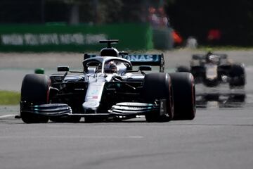 Las imágenes de la pole de Leclerc en Monza