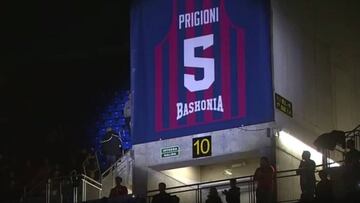 Homenaje a Pablo Prigioni.