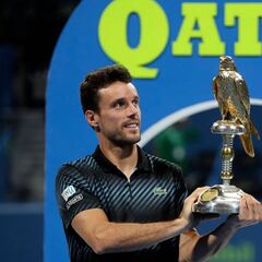Bautista completa la gesta ante Berdych y levanta su 9º título