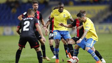 Las Palmas y Leeds acuerdan el fin de la cesión de Sacko